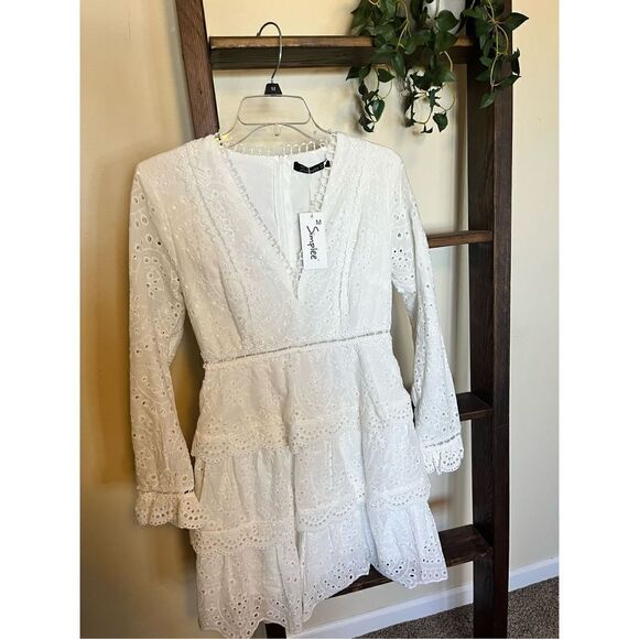 NWT Simplee white long sleeve dress - Picture 2 of 5